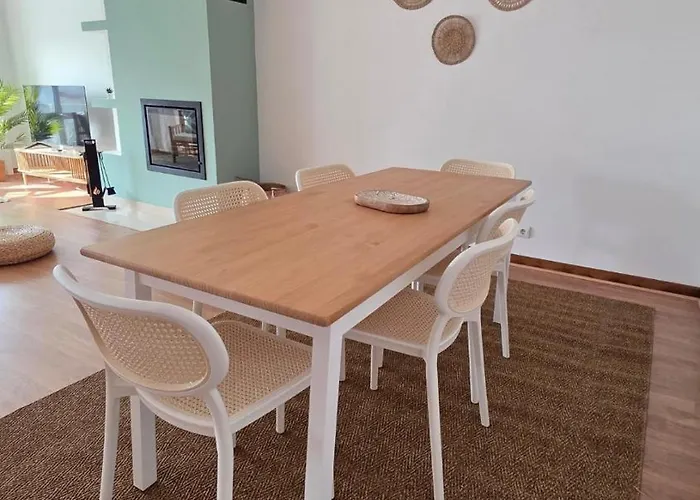 Maia Surf House - Al Apartmán *